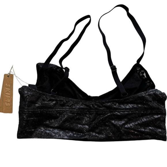 NWT SKIMS Logo mesh triangle bralette in the color Onyx foil!! Size xxs - Picture 6 of 6